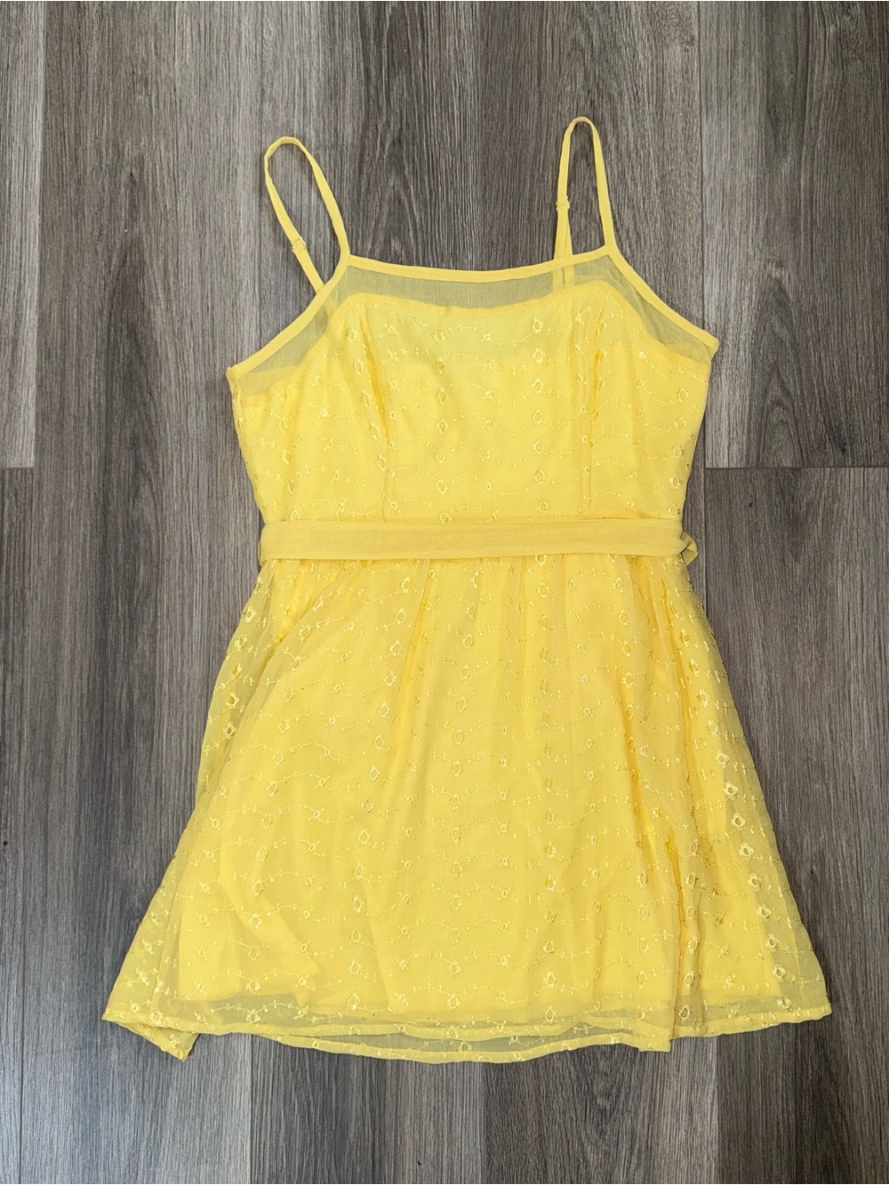 Forever 21 Yellow Floral Eyelet Mini Dress Size Medium Sundress Summer Wedding